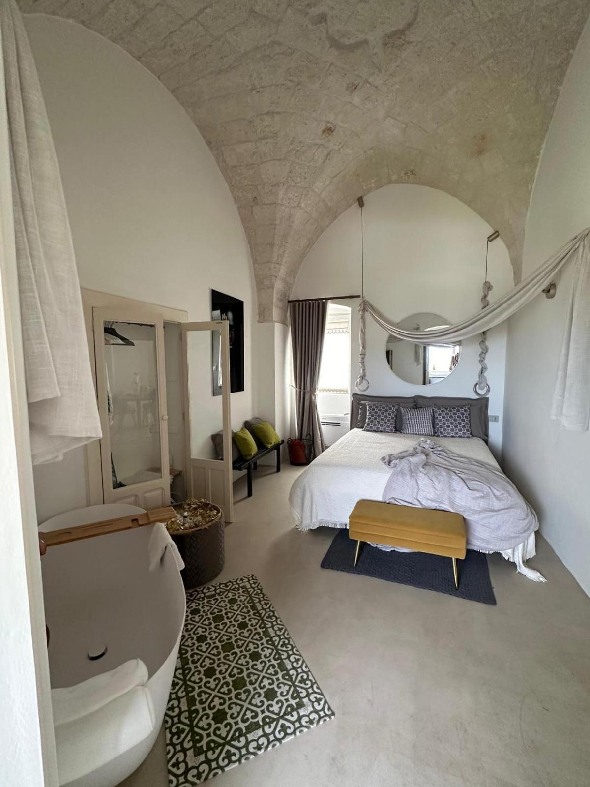 Suite Sami Charming Home Ostuni Exterior foto