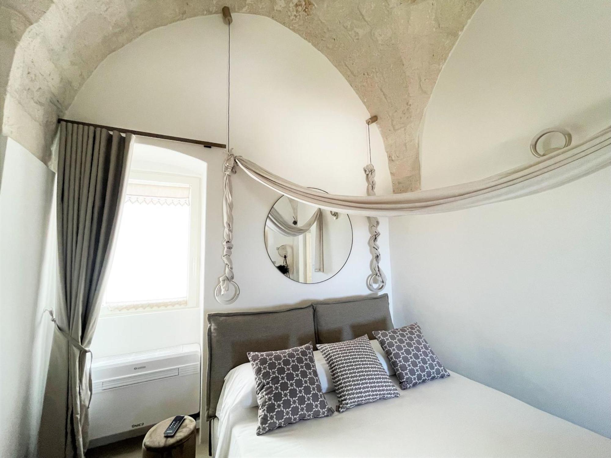 Suite Sami Charming Home Ostuni Exterior foto