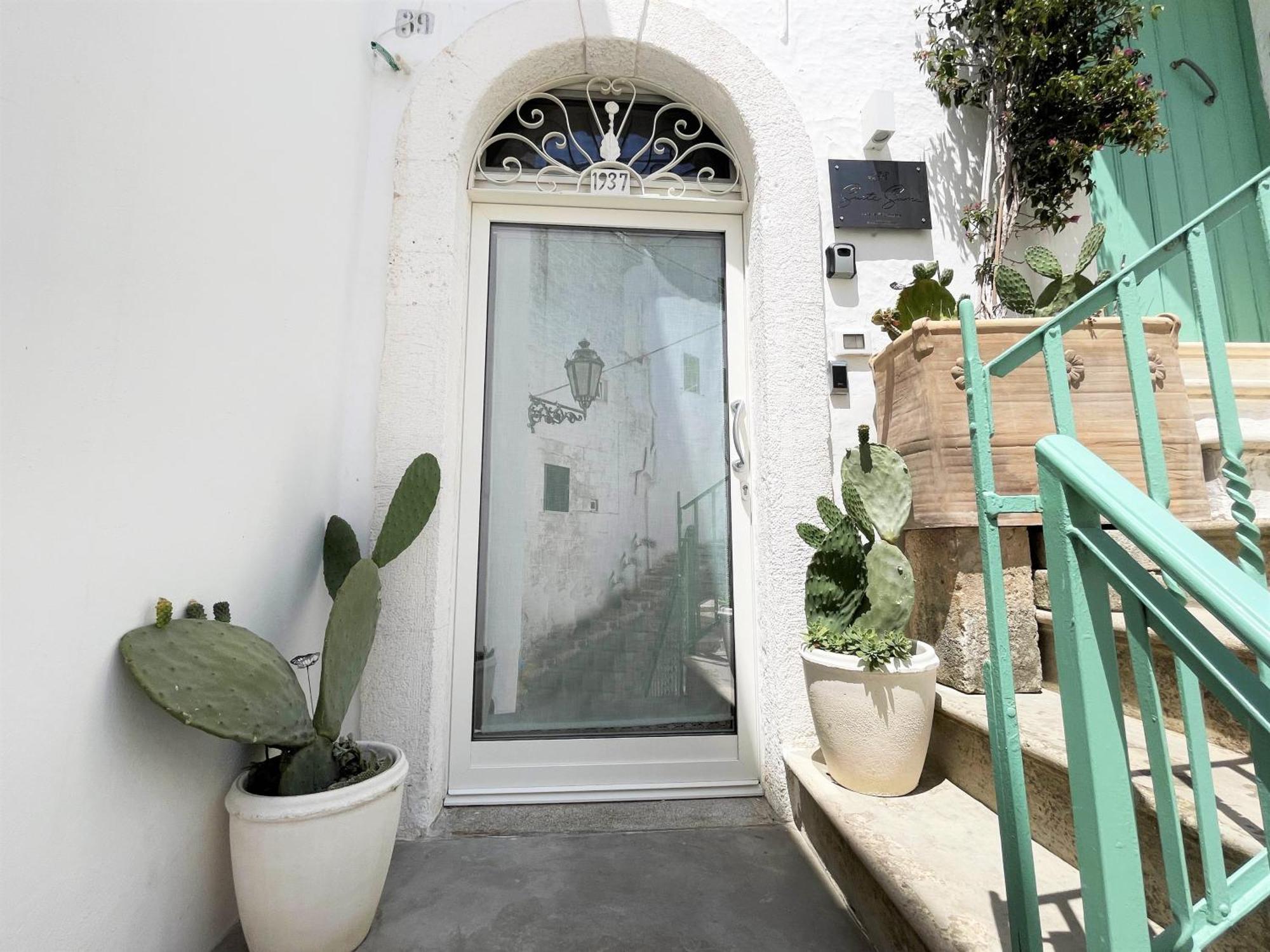 Suite Sami Charming Home Ostuni Exterior foto